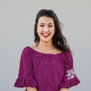 Vintage America Women's Purple Embroidered Floral Feminine Flowy Blouse Boho